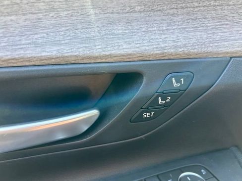 Used 2025 Toyota Grand Highlander FWD image 17