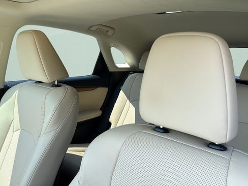 Used 2021 Lexus RX 350 FWD w/ Premium Package image 32