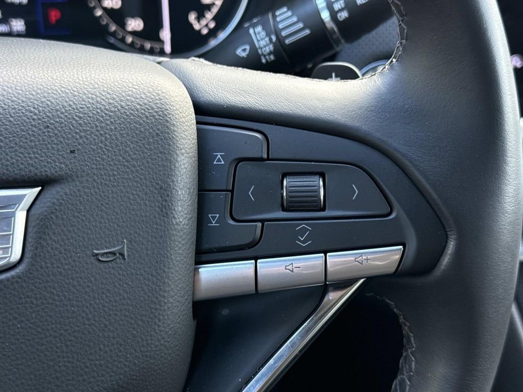 New 2025 Cadillac XT6 Luxury AWD/4WD image 24