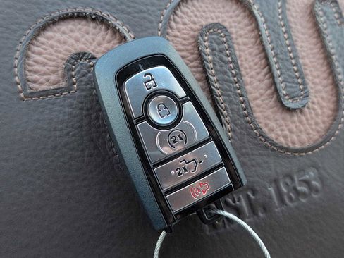 New 2026 Ford F350 King Ranch w/ Chrome Package image 26