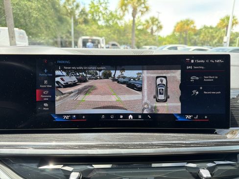 Used 2025 BMW X5 M60i w/ Climate Comfort Package AWD/4WD image 25