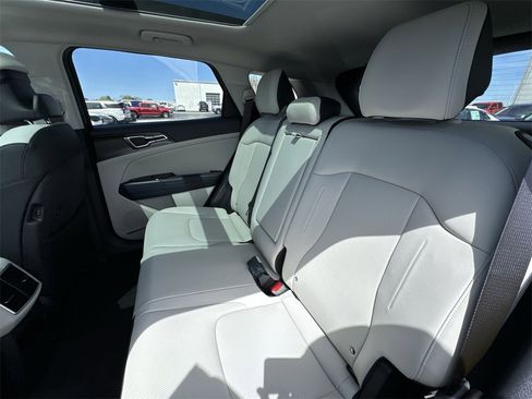 New 2025 Kia Sportage EX w/ EX Premium Package image 23