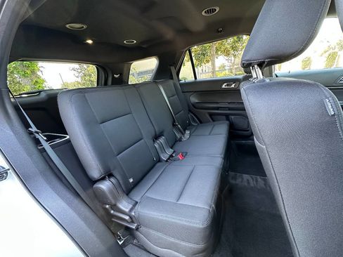 Used 2015 Ford Explorer 4WD Police Interceptor w/ Interior Upgrade Package image 19