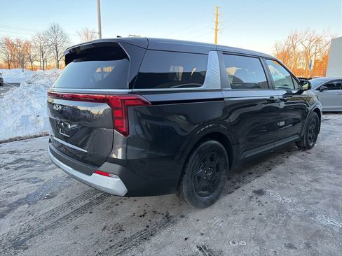 New 2026 Kia Carnival LX image 6