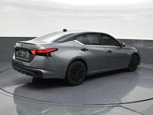 Used 2021 Nissan Altima 2.5 S image 5