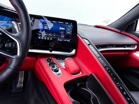 Used 2023 Chevrolet Corvette Stingray Premium Cpe w/ Z51 Performance Package RWD image 10