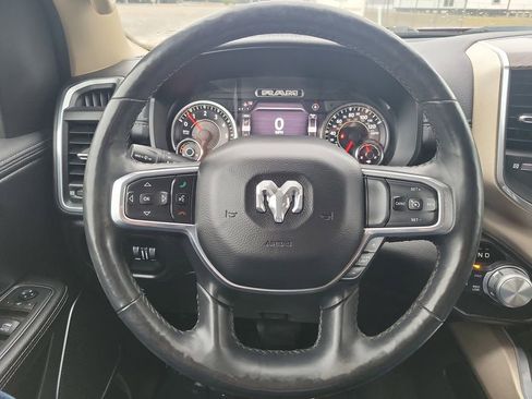 Used 2019 RAM 1500 Laramie image 11