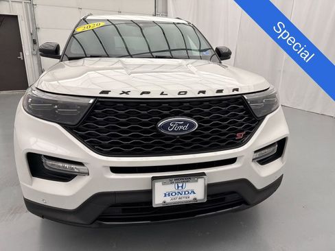 Used 2020 Ford Explorer ST w/ Premium Technology Package AWD/4WD image 2