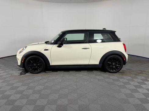 Used 2019 MINI Cooper 2-Door Hardtop image 2
