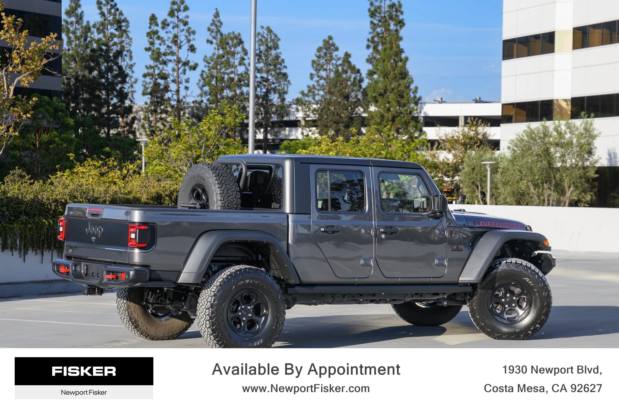Used 2024 Jeep Gladiator Rubicon w/ Safety Group AWD/4WD image 22