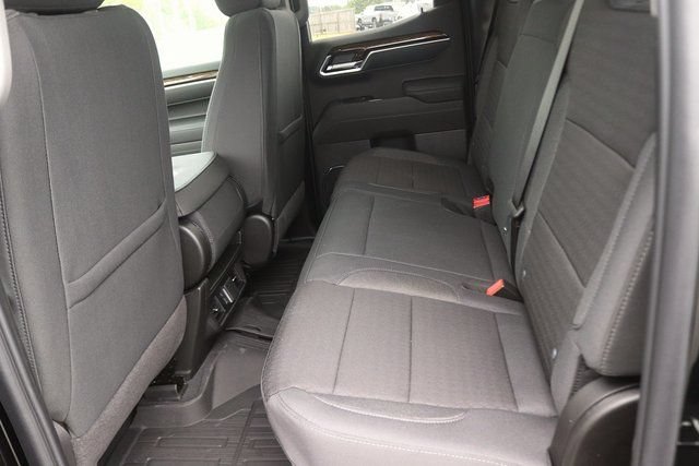New 2025 GMC Sierra 1500 SLE AWD/4WD image 16
