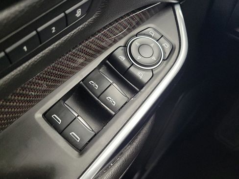 Used 2019 Cadillac XT4 Sport w/ Cold Weather Package image 27