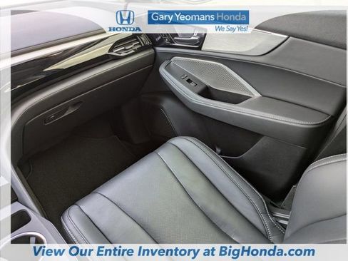 Used 2023 Acura MDX FWD w/ Technology Package image 17