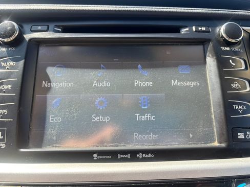Used 2016 Toyota Highlander Limited w/ Driver Technology Package AWD/4WD image 22