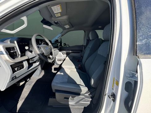 Used 2024 Ford F250 XLT image 27