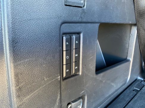 Used 2024 Ford Expedition Limited AWD/4WD image 13
