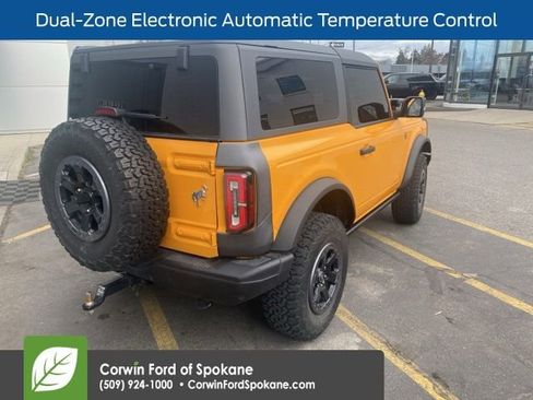 Used 2022 Ford Bronco Badlands image 3
