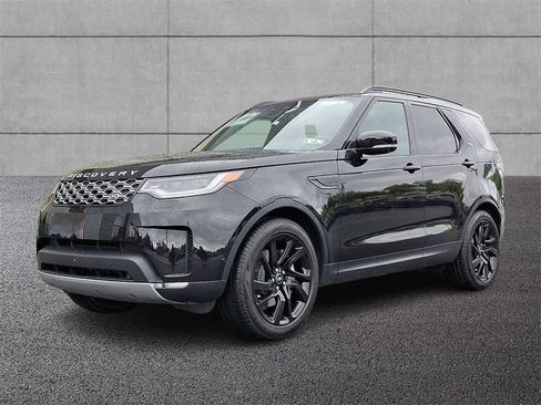 New 2025 Land Rover Discovery S image 1
