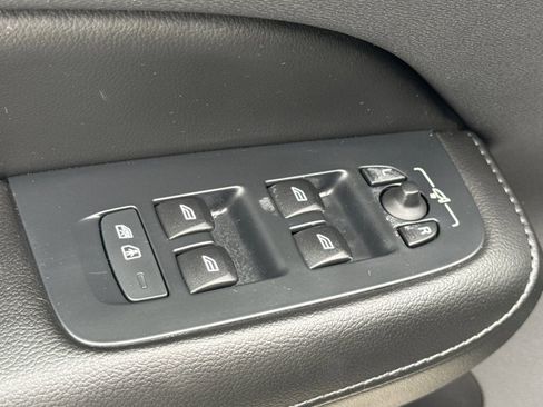 Used 2020 Volvo S60 T5 Momentum w/ Protection Package image 12