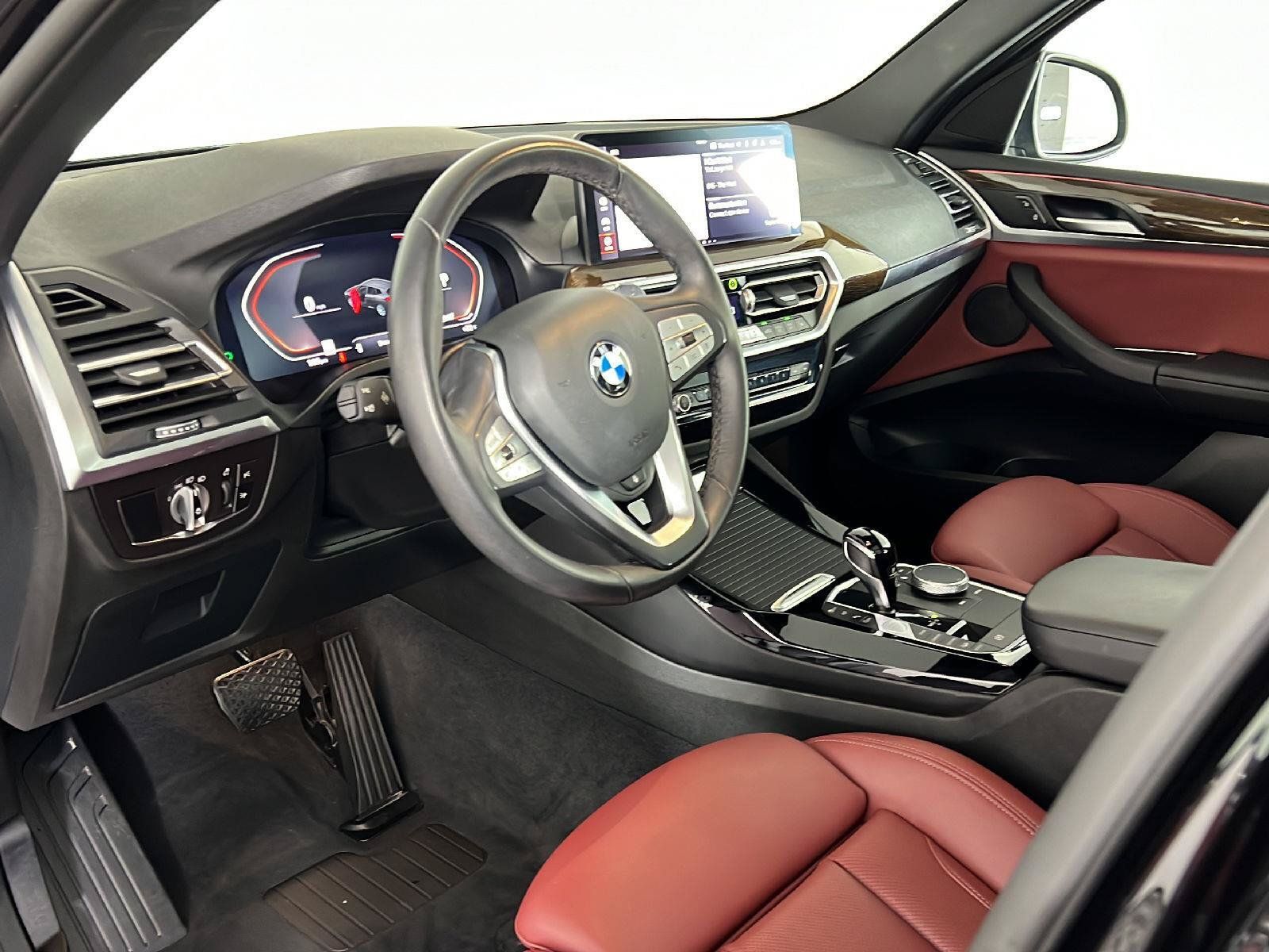 Used 2024 BMW X3 xDrive30i w/ Premium Package AWD/4WD image 2