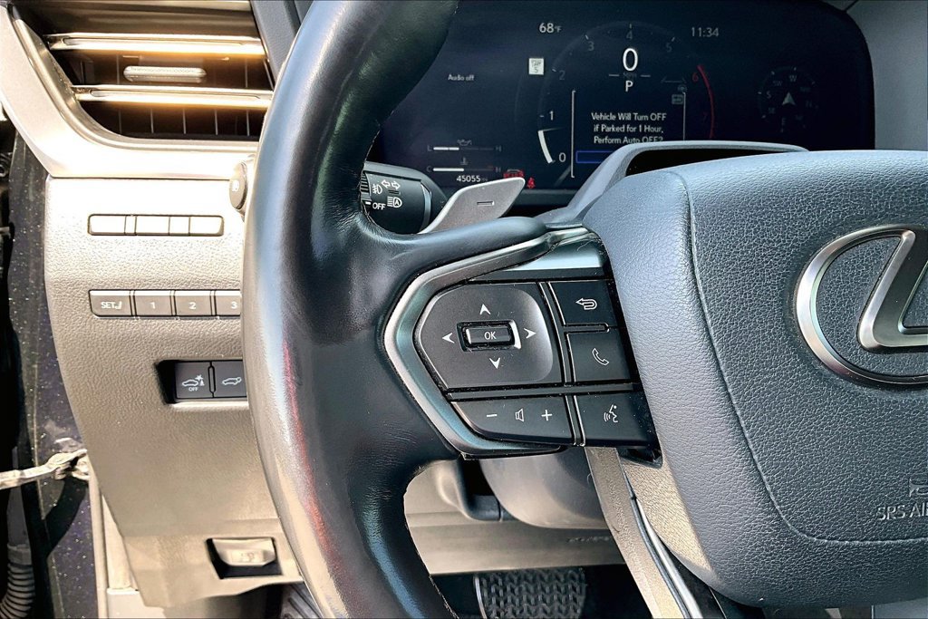 Used 2024 Lexus GX 550 w/ Cold Area Package AWD/4WD image 13