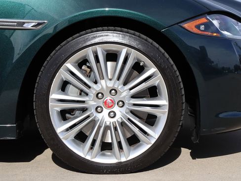 Used 2016 Jaguar XJ L Supercharged image 61