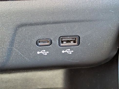 Used 2025 Chevrolet TrailBlazer LT image 22