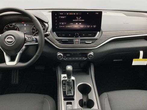 New 2025 Nissan Altima 2.5 SV w/ SV Premium Package image 16