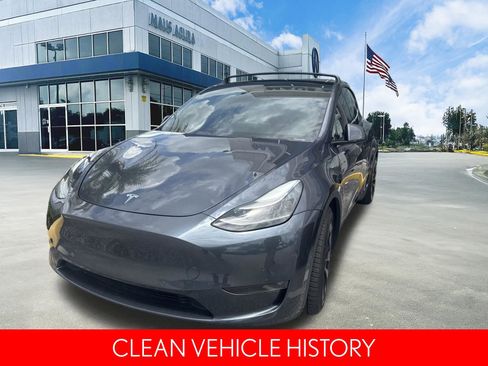 Used 2022 Tesla Model Y Performance AWD/4WD image 4