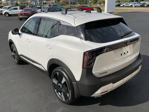 Used 2026 Nissan Kicks SR w/ Cold Weather Package AWD/4WD image 7