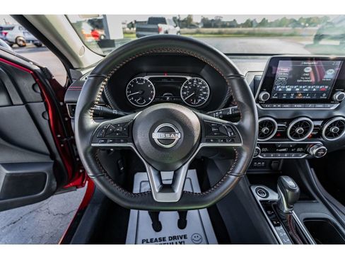 Used 2024 Nissan Sentra SR image 11