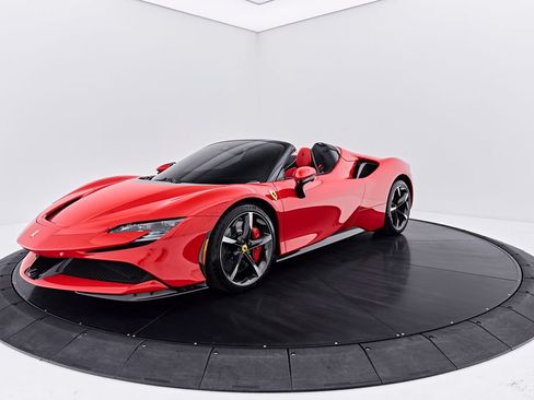 Used 2024 Ferrari SF90 Spider AWD/4WD image 16