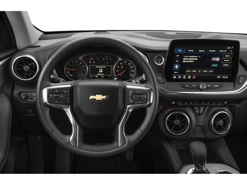 Used 2025 Chevrolet Blazer LT FWD image 4