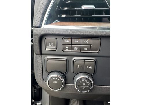 New 2026 Chevrolet Tahoe High Country image 12