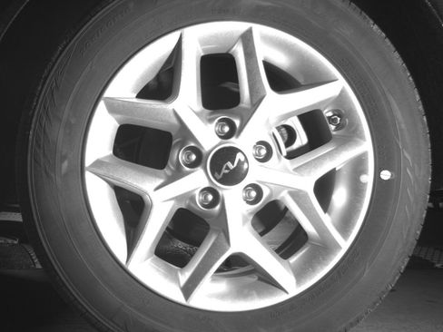 Used 2025 Kia Soul LX w/ LX Technology Package FWD image 14
