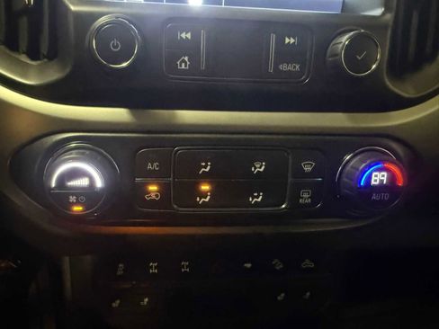 Used 2021 Chevrolet Colorado ZR2 image 33