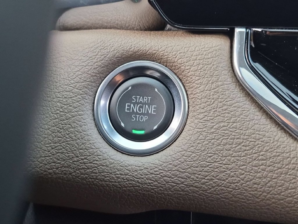 New 2026 GMC Canyon Denali AWD/4WD image 16