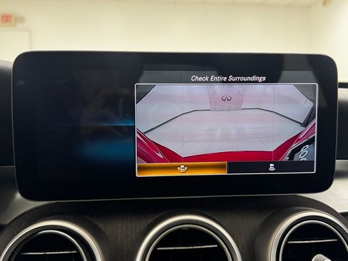 Used 2021 Mercedes-Benz C 300 4MATIC Sedan image 22