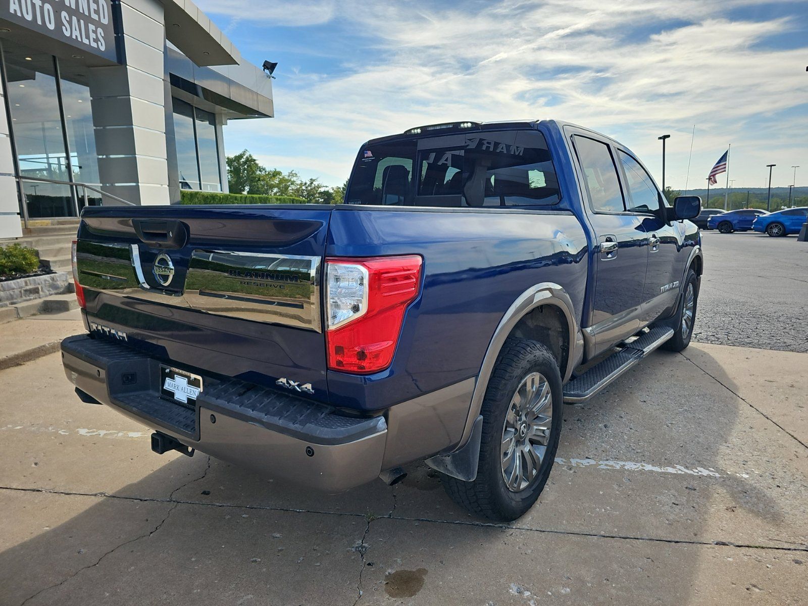 Used 2019 Nissan Titan Platinum Reserve w/ Platinum Utility Package AWD/4WD image 4