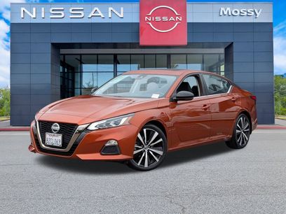 Used 2021 Nissan Altima 2.5 SR w/ SR Premium Package