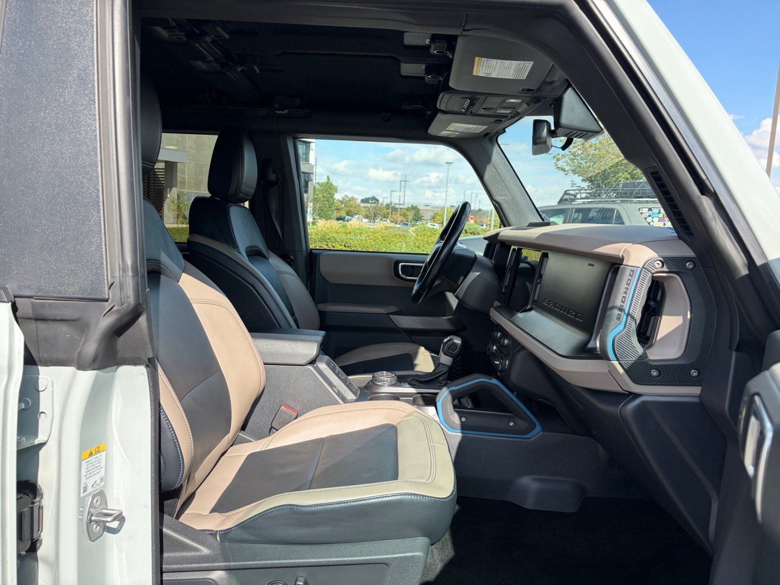 Used 2021 Ford Bronco Wildtrak AWD/4WD image 25