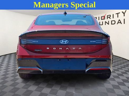 Used 2024 Hyundai Sonata SEL FWD image 5