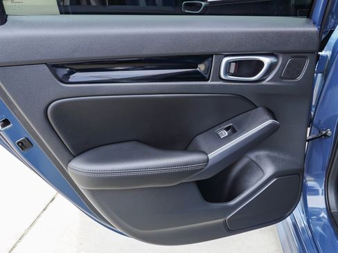 Used 2025 Honda Civic Sport Touring image 25