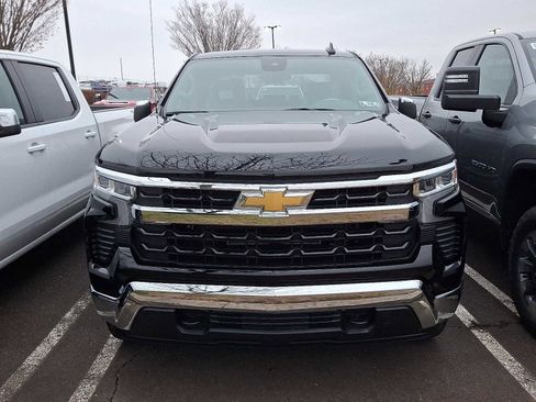 New 2026 Chevrolet Silverado 1500 LT image 2