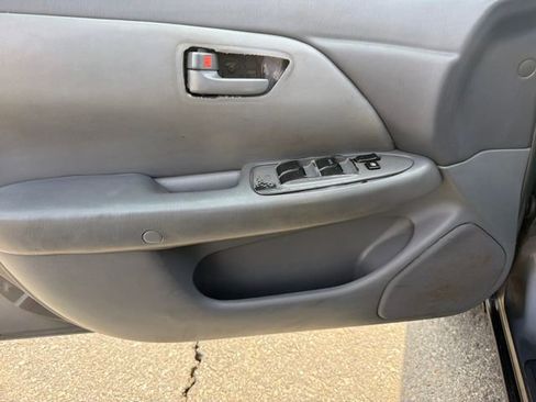 Used 1997 Toyota Camry XLE image 13