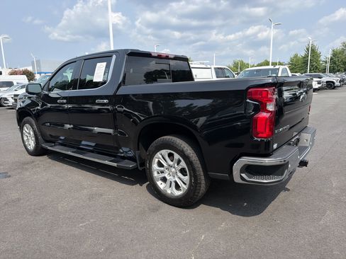 Used 2024 Chevrolet Silverado 1500 LTZ w/ LTZ Premium Package AWD/4WD image 8