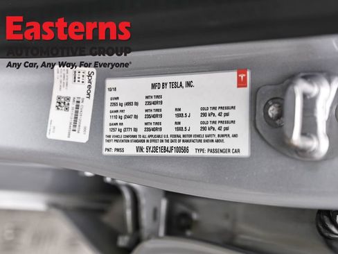 Used 2018 Tesla Model 3 Long Range AWD/4WD image 31