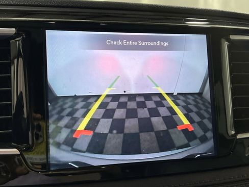 Used 2020 Chrysler Pacifica Limited image 30