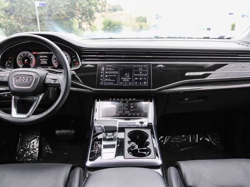 Used 2024 Audi Q8 Prestige w/ Prestige Package AWD/4WD image 13
