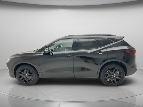 Used 2024 Chevrolet Blazer LT AWD/4WD image 6